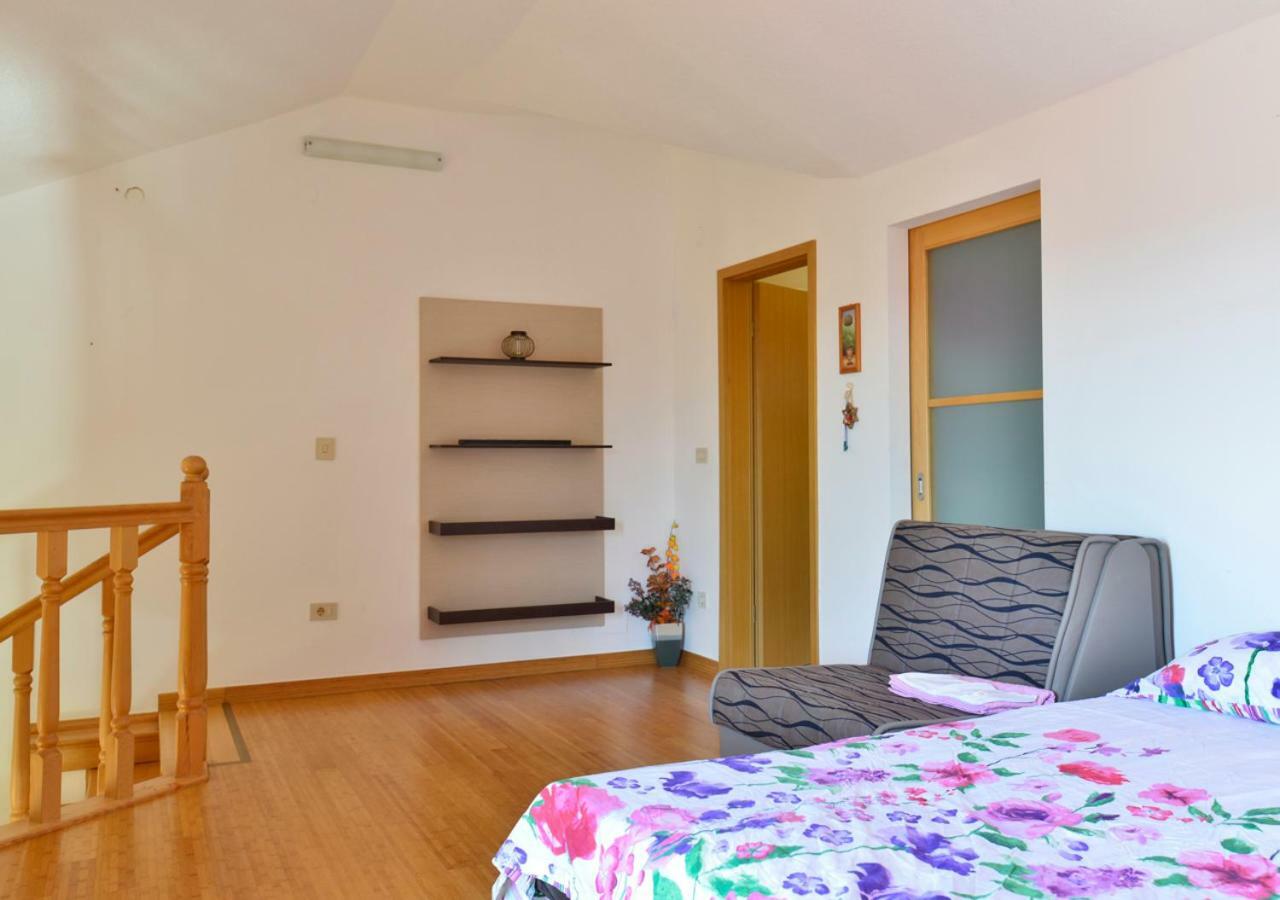 Apartamento App Cerneka Umag Exterior foto